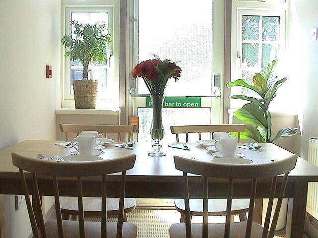 Furnival Lodge 斯劳 外观 照片